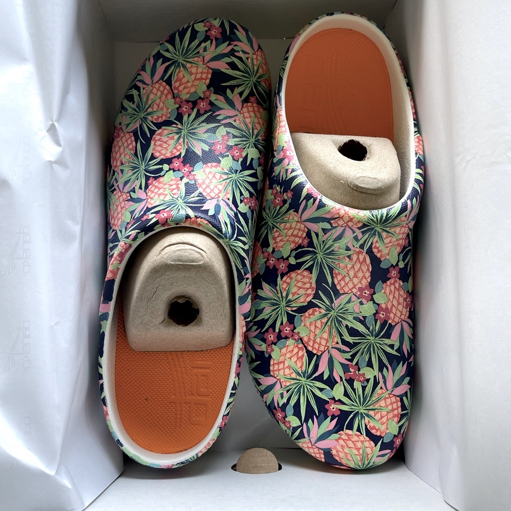 Dansko size 39 Brand New